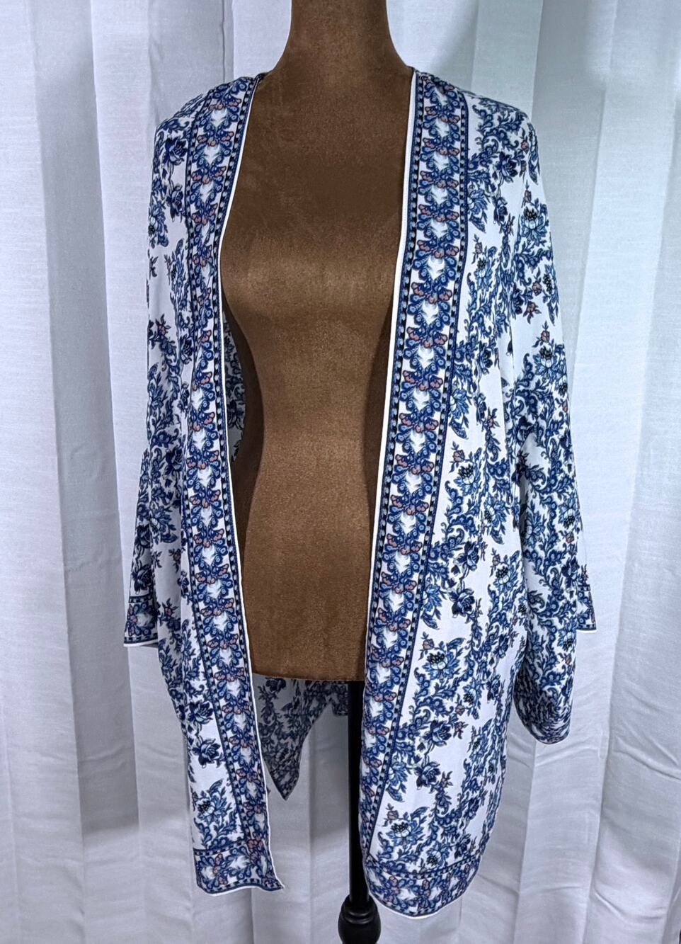 NWT Max Studio London Kimono 1X Blue White Floral Paisley Open Front Plus Size